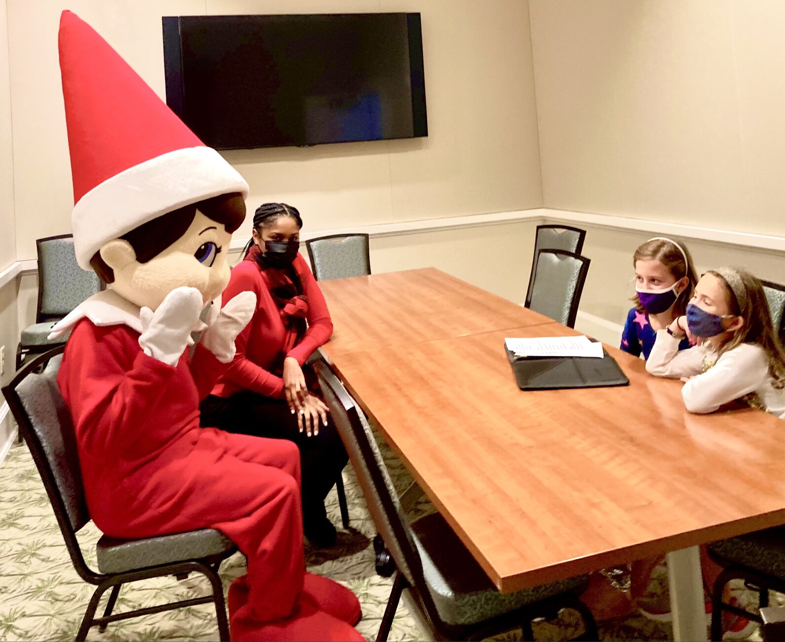 'The Elf on the Shelf: A Christmas Musical"